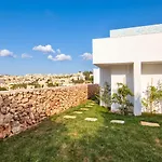Gaia - Sunset Views, Indoor Heated Pool, Sauna And Games *