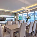 Villa Gaia - Sunset Views, Indoor Heated Pool, Sauna And Games Mellieha