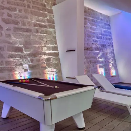ヴィラ Gaia - Sunset Views, Indoor Heated Pool, Sauna And Games メーリッハ
