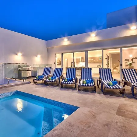 Gaia - Sunset Views, Indoor Heated Pool, Sauna And Games