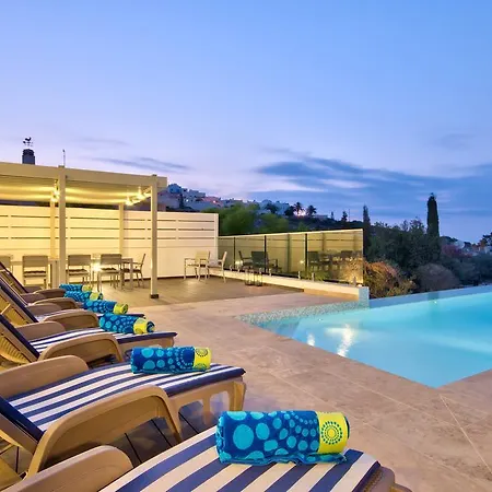 Gaia - Sunset Views, Indoor Heated Pool, Sauna And Games