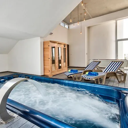 Gaia - Sunset Views, Indoor Heated Pool, Sauna And Games