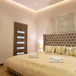 Gaia - Sunset Views, Indoor Heated Pool, Sauna And Games