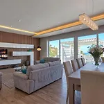 Gaia - Sunset Views, Indoor Heated Pool, Sauna And Games