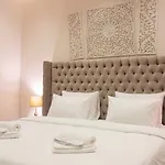 Βίλα Gaia - Sunset Views, Indoor Heated Pool, Sauna And Games