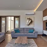 Gaia - Sunset Views, Indoor Heated Pool, Sauna And Games Βίλα Mellieħa