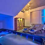 Villa Gaia - Sunset Views, Indoor Heated Pool, Sauna And Games Mellieħa