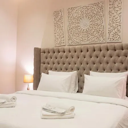 빌라 Gaia - Sunset Views, Indoor Heated Pool, Sauna And Games